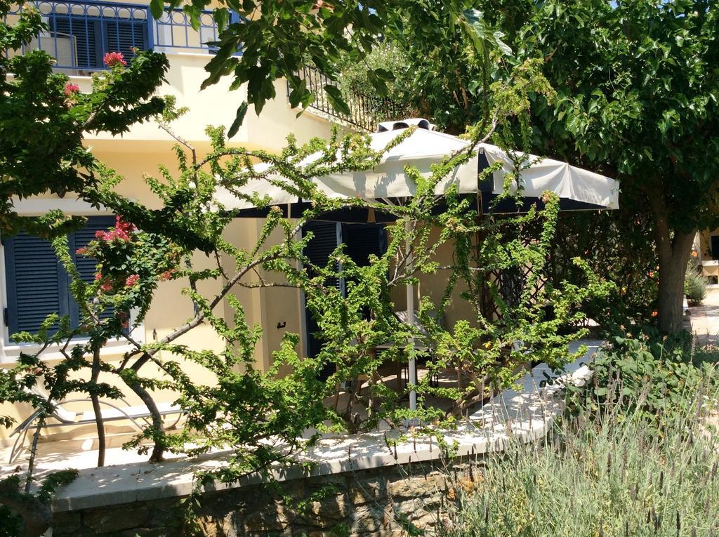 Angelica Villas Hotel Apartments Epidaurus ภายนอก รูปภาพ